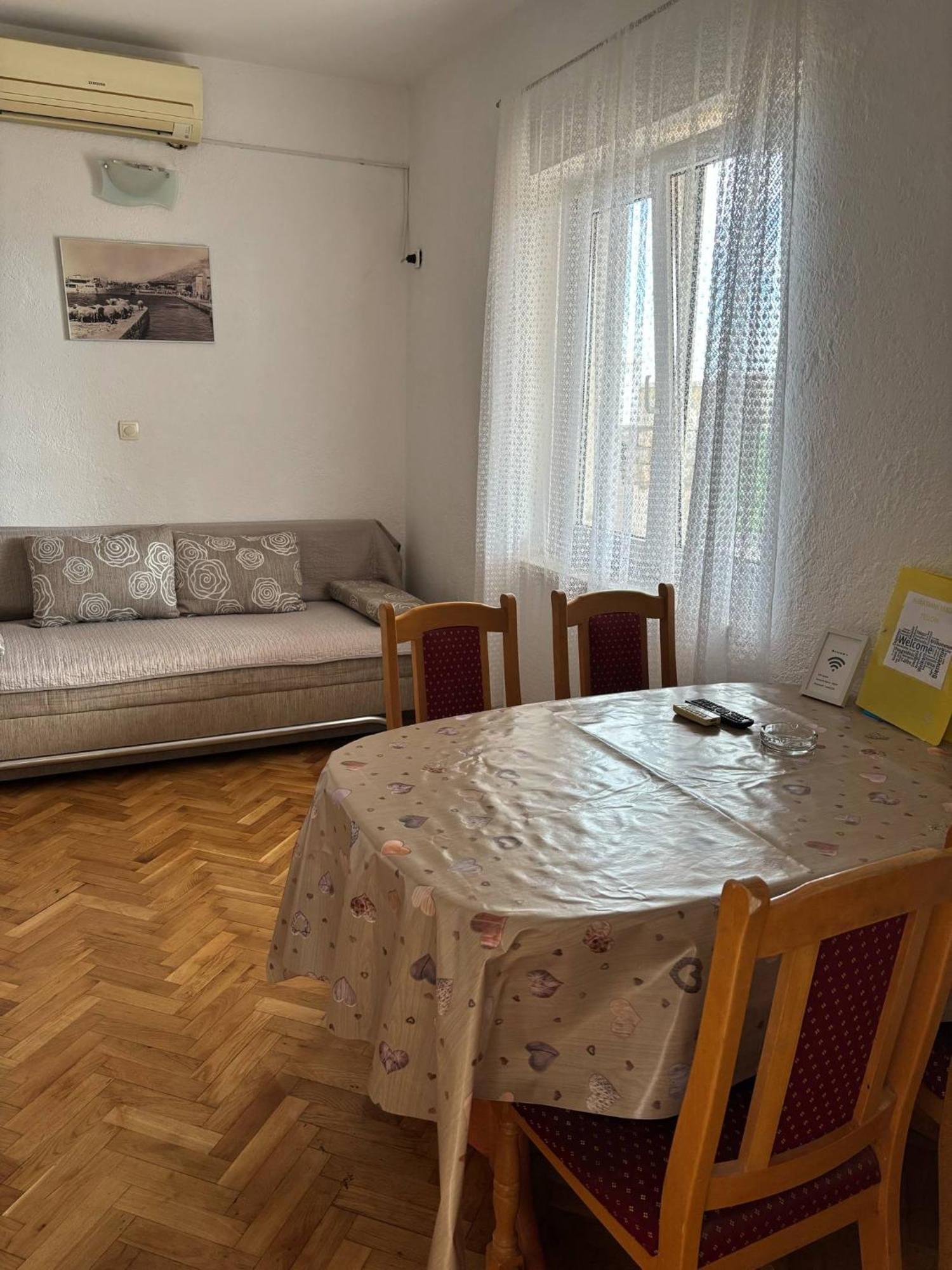 Apartments & Room Madi Senj  Extérieur photo