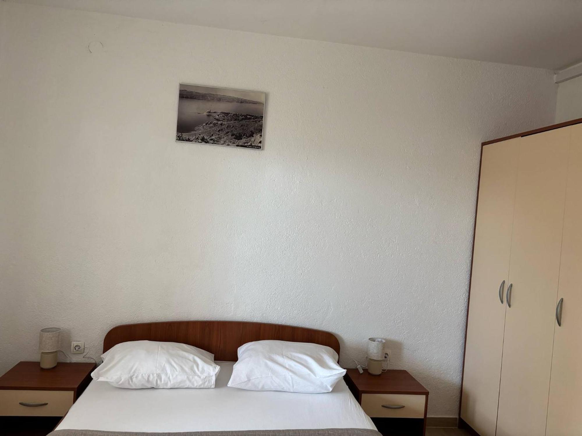 Apartments & Room Madi Senj  Extérieur photo